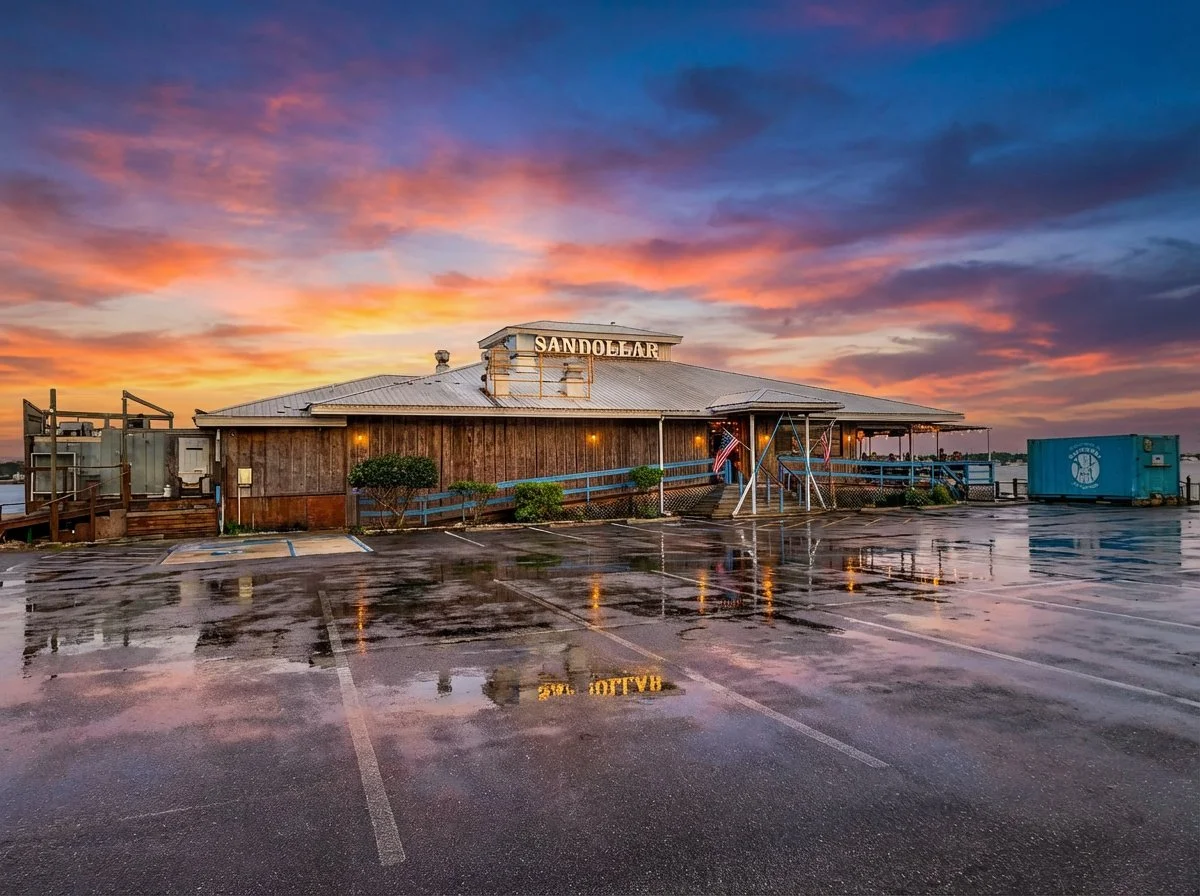Sandollar Restaurant on Heckscher Drive Jacksonville at sunset
